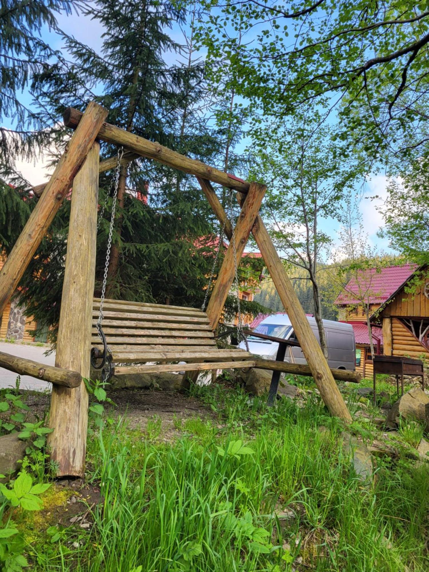 Girskiy Prutets Bukowel Exterior foto