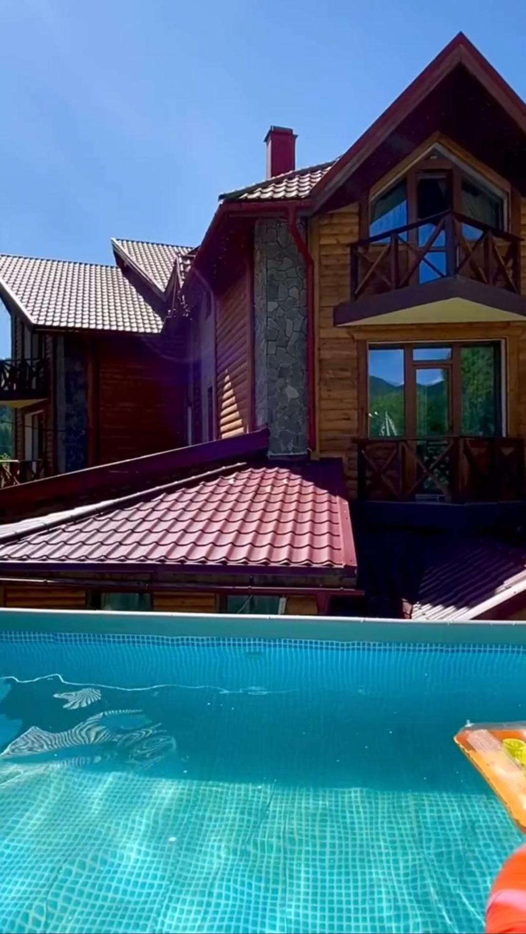 Girskiy Prutets Bukowel Exterior foto